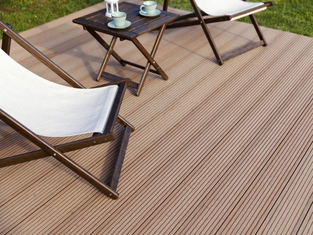 do-you-need-planning-permission-for-decking-in-your-garden-brentwood